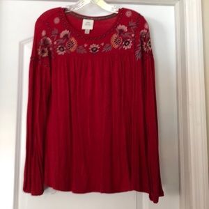 Knox Rose embroidered top